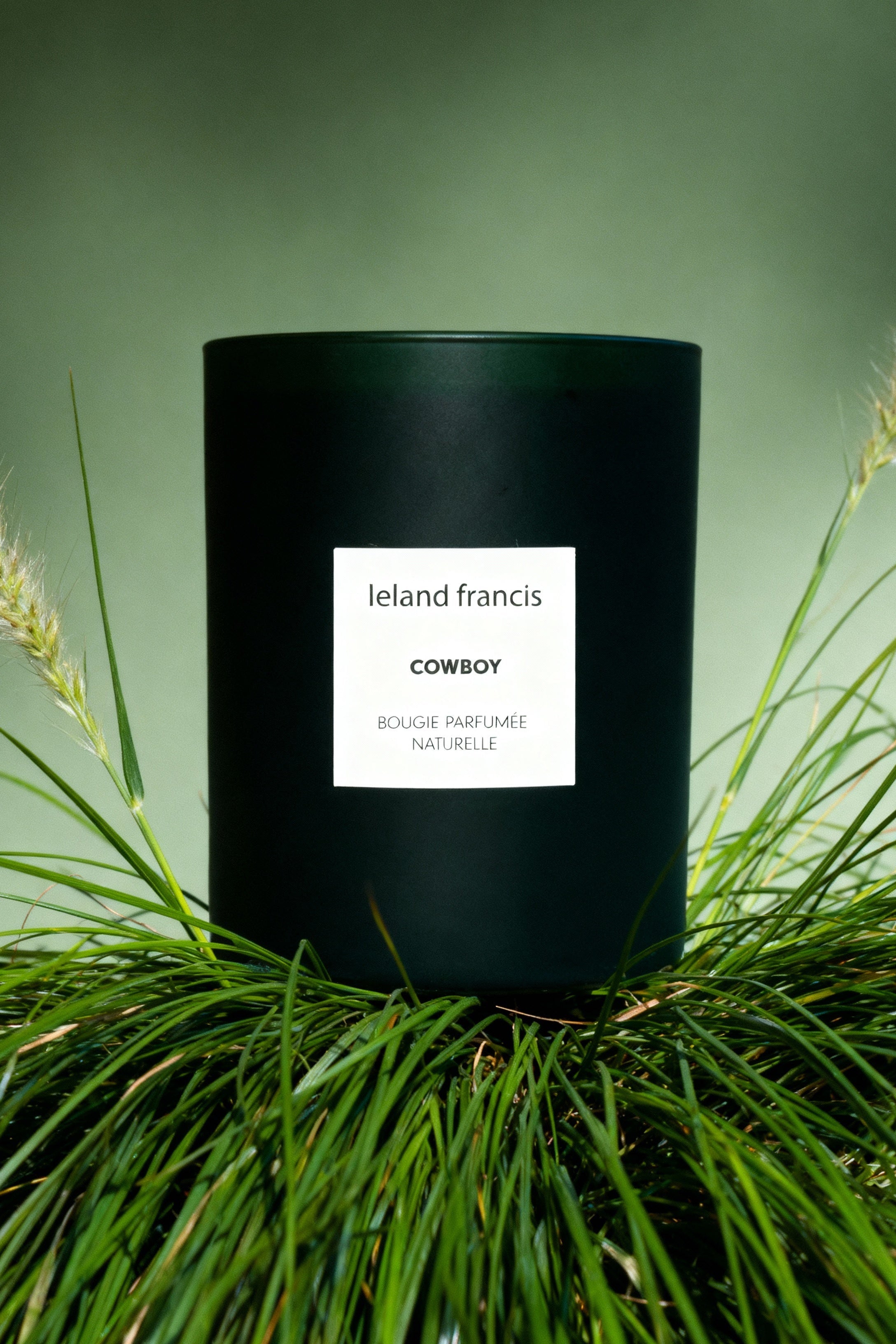 Cowboy Bougie Parfumée Candle | Green and Spicy LuxurySoy, Apricot